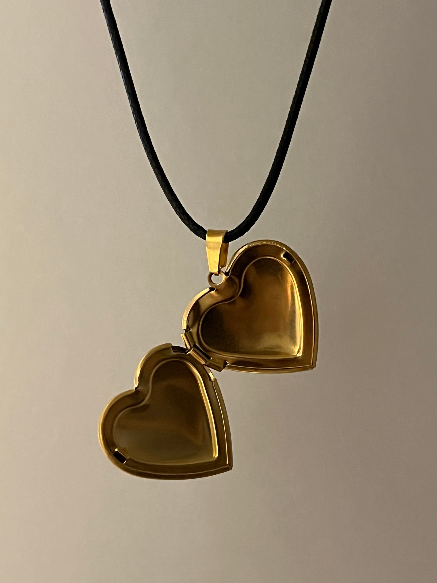 COLLAR HEART RELICARIO
