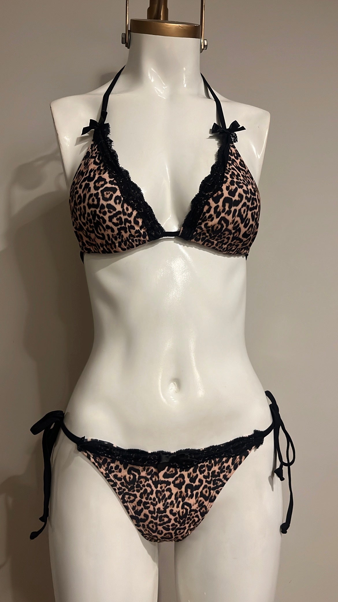BIKINI LOOPS PRINT
