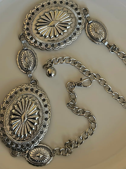 CINTURÓN SILVIA