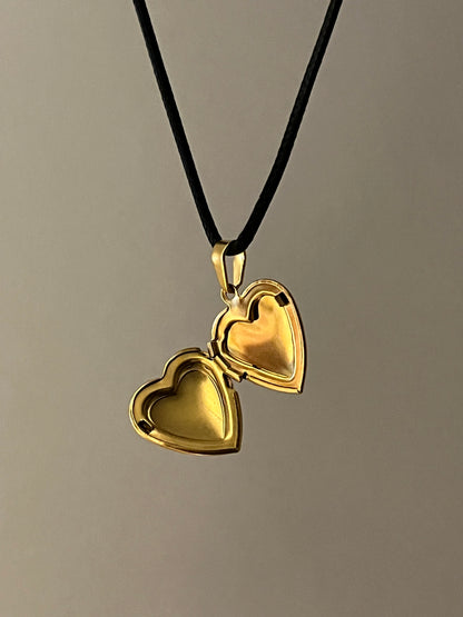 COLLAR HEART RELICARIO