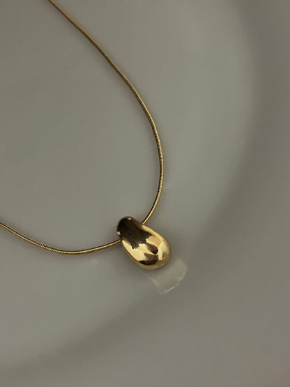 COLLAR GOTA